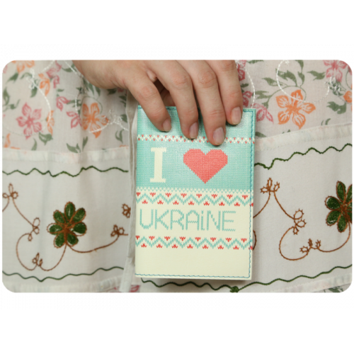 Обкладинка для паспорта "I Love Ukraine"(вишивка)