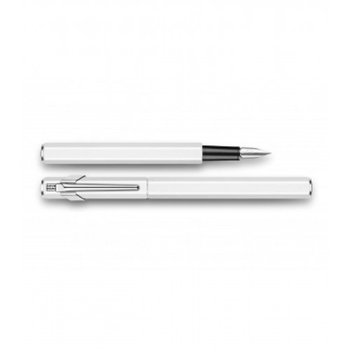 Чорнильна ручка Caran d'Ache 849 Біла M + box